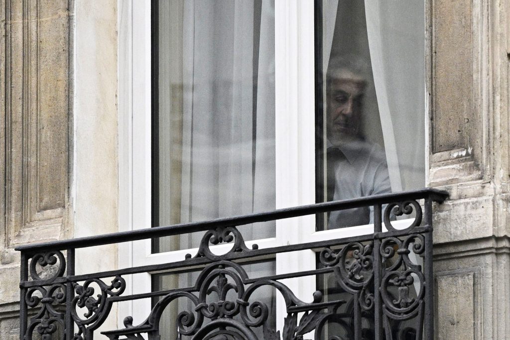 TOPSHOT-FRANCE-TRIAL-POLITICS-SARKOZY