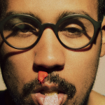 Dino Brandão dévoile son intimité dans I Love You, I Leave You, un album lié à un film documentaire